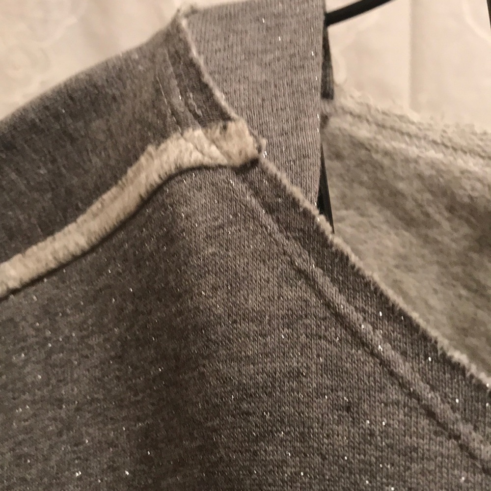 Lacoste - Picture 3 of 6